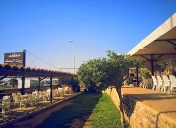 lebanon/sidon/bar/beit-al-samak