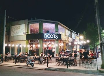 argentina/mendoza/godoy-cruz/bar/roots