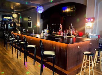 virginia/roanoke/bar/213-lux-lounge