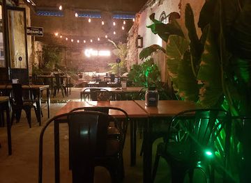 argentina/rosario/barrio-pichincha/bar/ruin-bar