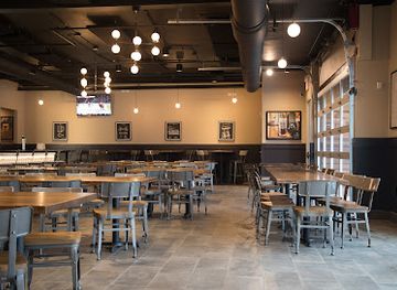 illinois/champaign/bar/collective-pour