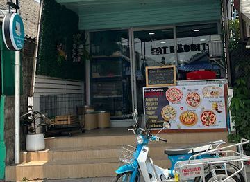 thailand/kanchanaburi/bar/19th-hole-kanchanaburi