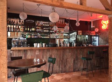 chile/central-valley/bar/bar-valdivia