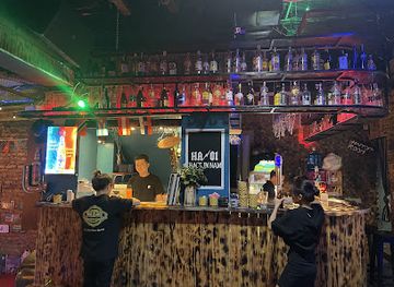 vietnam/northwest/bar/hanoi-blues-bar-ta-hien