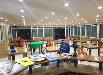 tonga/nuku-island/bar/12-seafood-restaurants