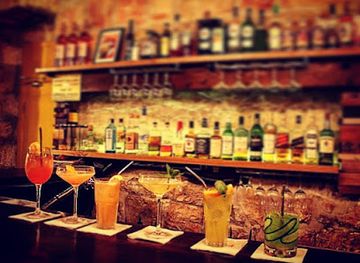 israel/jerusalem/city-center/bar/the-red-lady