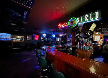 Weekends Tavern