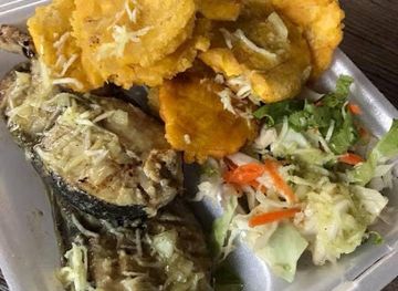 dominica/purple-turtle-beach/bar/matox-bar-grill