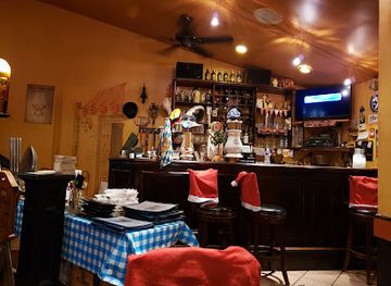 oklahoma/little-sahara-state-park/bar/cafe-bahnhof-german-restaurant-biergarten