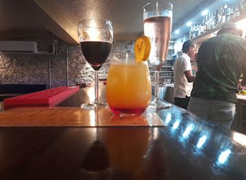 dominica/soufriere-bay/bar/the-velvet-lounge-cafe-bar