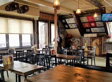 utah/deer-valley/bar/the-pig-pen-saloon