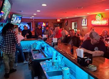 missouri/ha-ha-tonka-state-park/bar/stogies-liquor-tavern