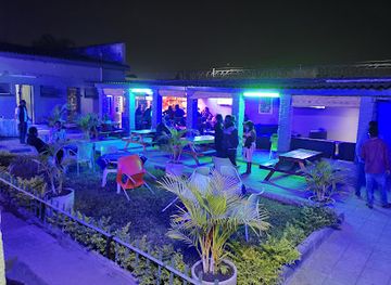 zambia/copperbelt/bar/sosoliso-the-plex-pub