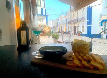 portugal/ericeira/bar/vibes-ericeira-cafe-bar