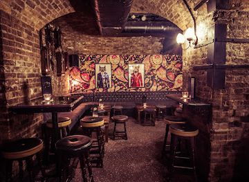 united-kingdom/south-east-england/bar/the-cocktail-club-cocktail-bar-near-monument