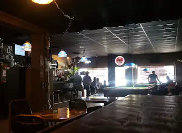 Top Hat Tavern