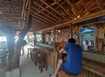 Exit Bar