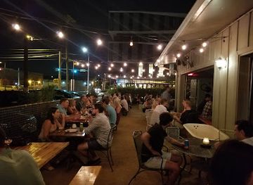 texas/austin/east-austin/bar/whisler-s