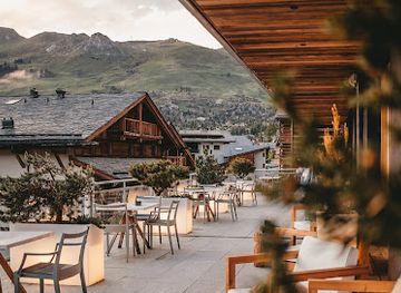 switzerland/verbier/bar/la-terrasse-sunset-lounge-tapas-bar