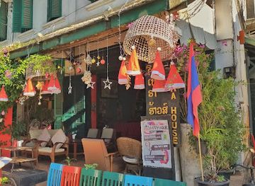 laos/phakse-province/bar/opera-bar-luang-prabang