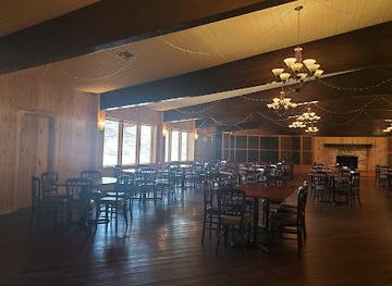 wyoming/buffalo-bill-state-park/bar/terrace