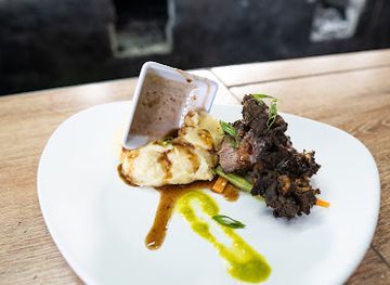 jamaica/east-end/bar/coded-frolic-e-sport-bar-jerk-lounge