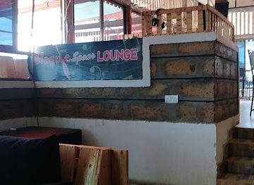 kenya/maasai-mara/bar/maasai-mara-junction