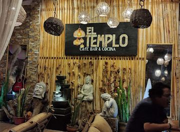 peru/ayacucho/bar/el-templo-bar-cocina