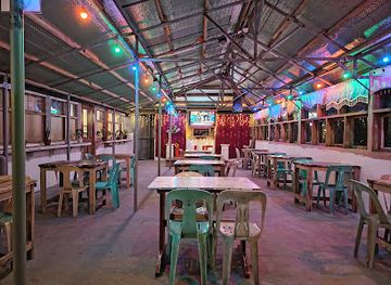 philippines/batanes/bar/sidewalk-resto-bar