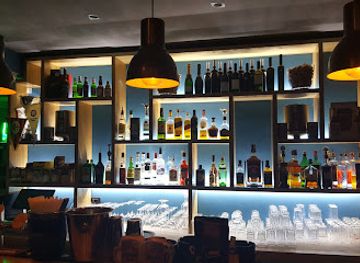 croatia/rovinj/bar/block-bar