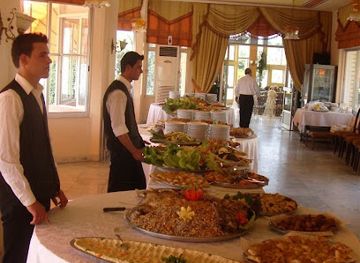 lebanon/sidon/bar/bourj-al-akhdar