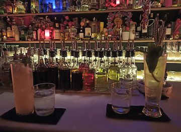 spain/madrid-community/bar/la-santoria-cocktail-bar