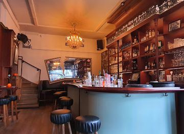 netherlands/rijnmond/bar/de-witte-aap