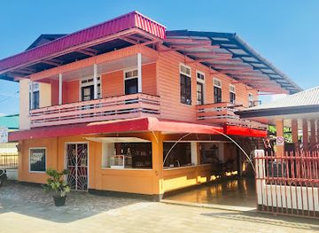 suriname/nickerie-district/bar/eve-s-place