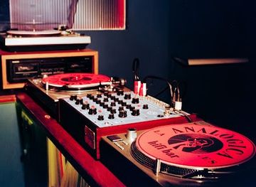 spain/madrid/bar/la-analogica-hifi