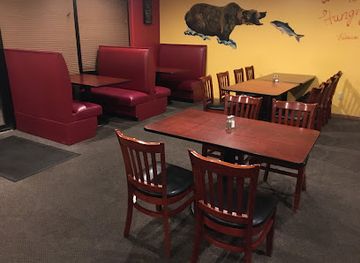 wyoming/buffalo-bill-state-park/bar/hungry-bear-restaurant