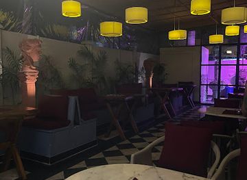 pakistan/islamabad/bar/fume-sports-bar