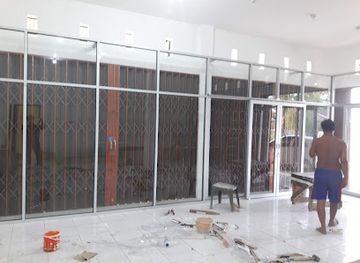 indonesia/west-papua/bar/bilyard-marijo-katapop1