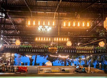 malaysia/northern-region/bar/laguna-bay-beach-bar-penang