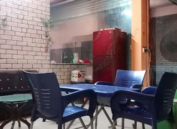 pakistan/abbottabad/bar/cafe-dubai