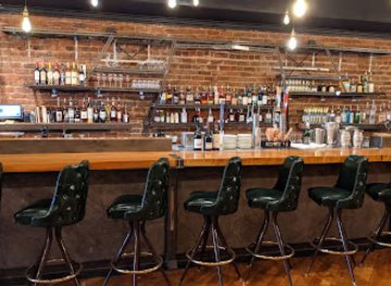 virginia/charlottesville/bar/crush-pad-wines