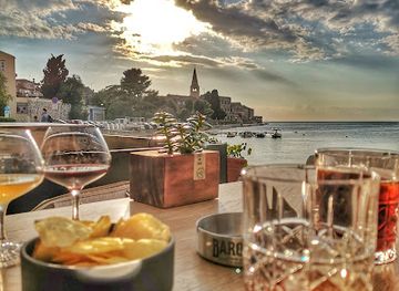 croatia/porec/bar/cheese-wine-bar-barolin