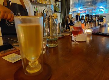 belgium/brussels/bar/life-is-beautiful