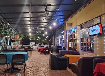 philippines/davao-city/bar/business-class