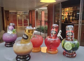 zambia/victoria-falls/bar/makai-bar-and-restaurant