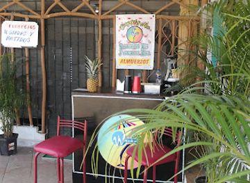 ecuador/southwest-coast/bar/washo-cocktails