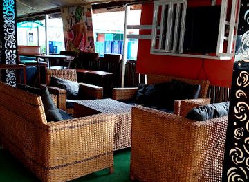 nigeria/south-south/bar/hood-lounge-and-gardens