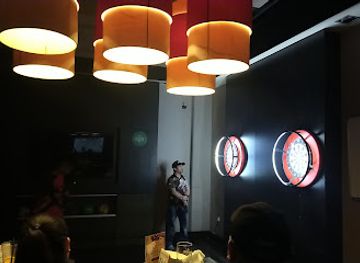 bahrain/saar/bar/red-lions-sports-bar