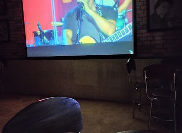 colombia/putumayo/bar/decadas-disco-bar