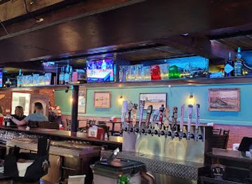 tennessee/johnson-city/bar/numan-s-cafe-sports-bar